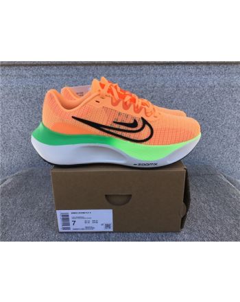 Nike Zoom Fly 5 Carbon Plate Running Shoe DM8974-800