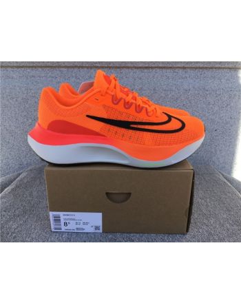 Nike Zoom Fly 5 Carbon Plate Running Shoe DM8968-800